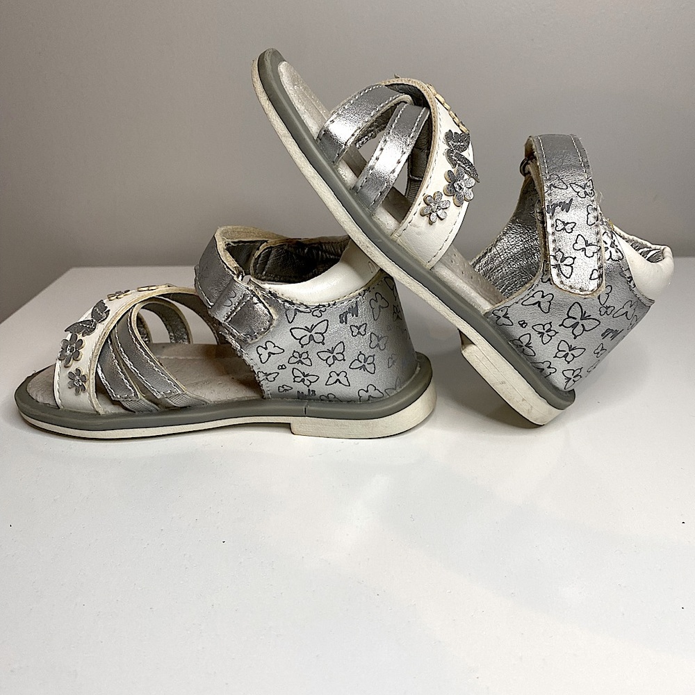 Mod 8 Silver Strappy Sandals